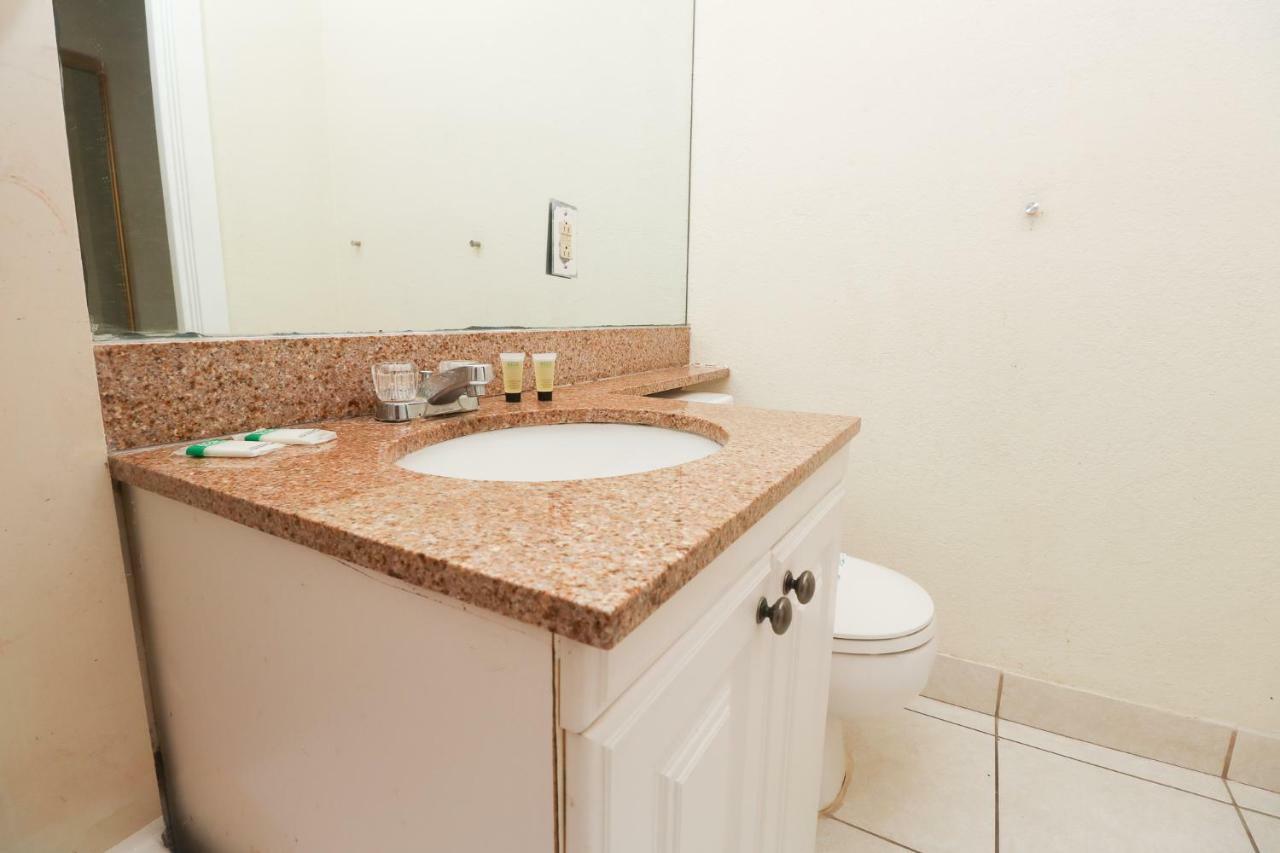 670 Partial Ocean View Hollywood Beach Dania Beach Exteriör bild